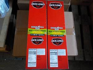lot 535 image: 2 Boxes 12 each Jack Links Sasquatch Size Beef Stick and Cheese Jalapenos