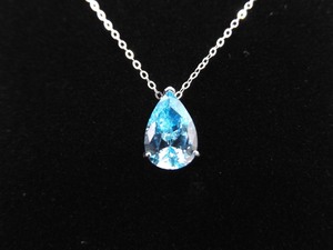 lot 1 image: NEW .925 Sterling Silver Pear Cut Topaz Crystal Pendant Necklace
