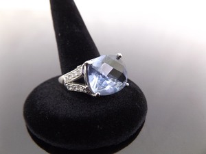 lot 24 image: Like NEW .925 Sterling Silver Tanzanite Crystal Ring Size 8