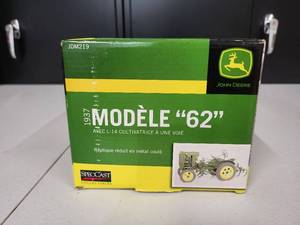 lot 23 image: John Deere 1937 Model 62 with L-14 one row cultivator 116