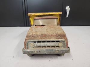 lot 70 image: Tonka Dump Truck fully Operational