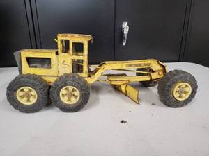 lot 80 image: Tonka Grader