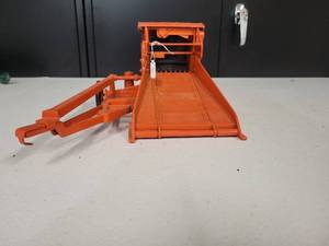 lot 93 image: Allis-Chalmers Roto Baler 116 Scale