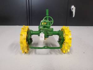 lot 98 image: John Deere General Purpose Wide Tread Tractor 116 Scale