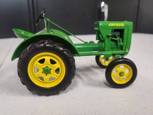 lot 204 image: John Deere Tractor Model Unknown