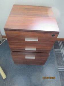 3-drawer wood grain-look file cabinet