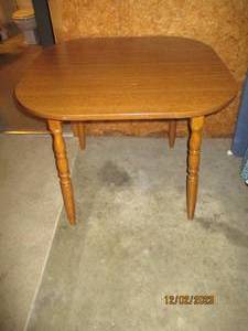 Smaller Vintage Wood Spindle leg style kitchen table