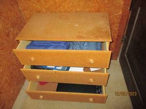 Unfinished wood 3-drawer night stand or dresser approximately 291626