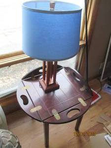 Unique Open column style table lamp with an even more unique end table where all 4 of the bean cut design top sides fold out providing a slightly larger surface.