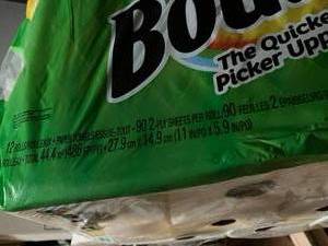 lot 127 image: Bounty Select-A-Size Paper Towels