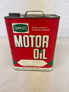 2 Gallon Farm-Oyl Motor Oil Metal Can