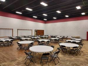 lot 16 image: Round Banquet Event Folding Table and Chairs