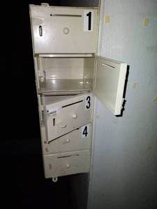 lot 89 image: Smaller Employee Phone & Key Lockbox