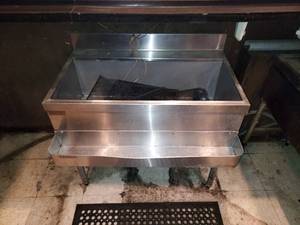 lot 69 image: Bar Sinks, Keg Cooler, Bar Garbage Containers & cash register