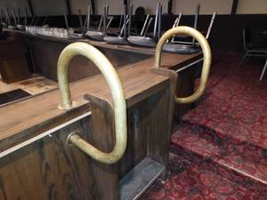 lot 80 image: Brass Bar Waitress Bars & Entry Railing
