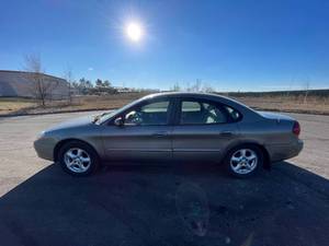 2002 Ford Taurus SES