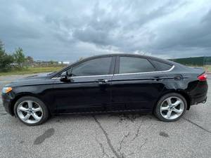 2016 Ford Fusion SE - AWD - 2 OWNERS