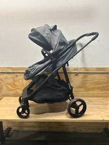 lot 69 image: MOMPUSH Baby Stroller Model T629