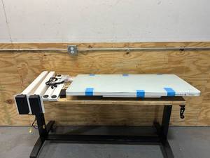 lot 80 image: ERGEAR Height Adjustable Height Electric Standing Desk