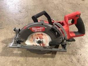Milwaukee M18 FUEL 18V Lithium-Ion Cordless 7-14 in. Rear Handle Circular Saw (Tool-Only)   Customer Returns  See Pictures