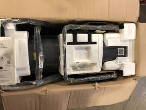 Dyna-Glo Delux 95K or 135K BTU Kerosene Forced Air Heater Customer Returns  See Pictures
