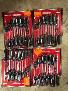 Husky Dual Material Screwdriver Set (15-Pieces)    Customer Returns  See Pictures