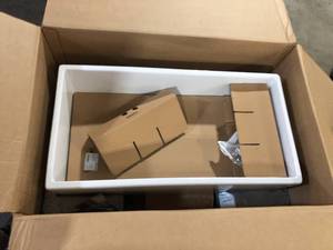 Bocchi Stainless Steel Kitchen Sink   Customer Returns  See Pictures