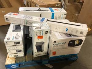 Pallet of Assorted Mailboxes and Posts  Various Models and Conditions  Customer Returns  See Pictures