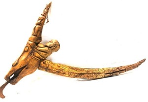 lot 7 image: Impressive Antique Batak Carved Bone Medicine Horn