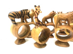 lot 13 image: Hand Carved Wooden Safari Animal Napkin Rings