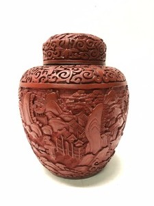 lot 55 image: Carved Vintage Chinese Cinnabar Jar wLid