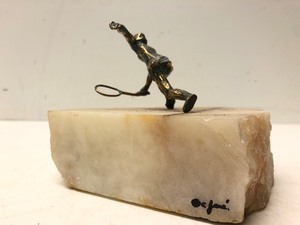 lot 57 image: Signed Vintage C. JERE Bronze Tennis Player Sculpture on Stone Base