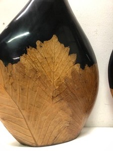 lot 164 image: Matching Pair of LARGE Vases wLeeaf Design