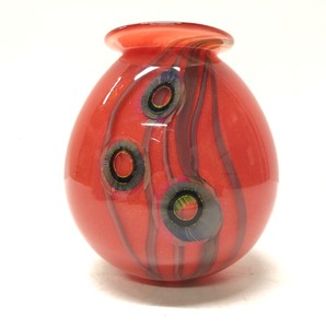 lot 168 image: Very Nice Signed Art Glass Vase