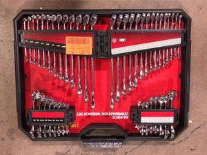lot 6 image: Husky SAE and Metric Combination Wrench Set with Tray (44-Piece) Customer Returns  See Pictures