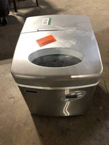 lot 37 image: Whynter 49 lb. Portable Ice Maker in Stainless Steel with Water Connection Customer Returns See Pictures