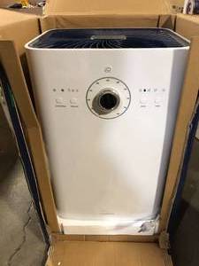 lot 50 image: Edendirect 125 pt. 8,500 sq.ft. Commercial Grade Dehumidifier with Pump   Customer Returns See Pictures
