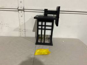 lot 134 image: zeyu 2 Pack Outdoor Wall Sconce