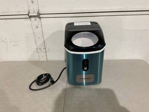 lot 18 image: VIVIDMOO Ice Makers Countertop