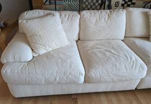 lot 10 image: Robb & Stucky Cream Sectional