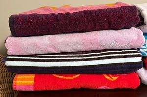 lot 119 image: Eight Beach Towels