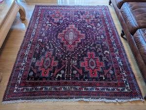 lot 30 image: Vintage Knotted Wool Area Rug