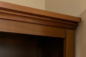 lot 220 image: Wonderful Wooden Shelf