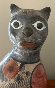 lot 300 image: Mexican Pottery Cat Sculpture