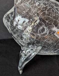 lot 43 image: Blenko Crackle Glass Fish Vase
