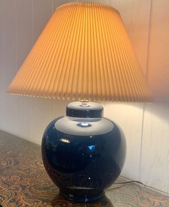 lot 155 image: Vintage Cobalt Blue Table Lamp with Shade