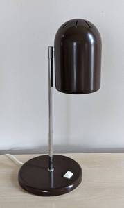lot 79 image: Vintage Mid Century Joe Colombo Style Desk Lamp
