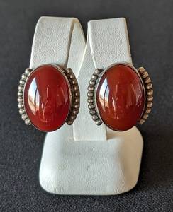 lot 296 image: Gene and Martha Jackson Carnelian and Sterling Clip On Earrings