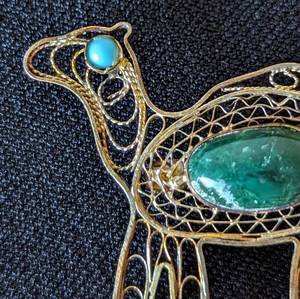 lot 353 image: Vintage Sterling Silver Camel Brooch