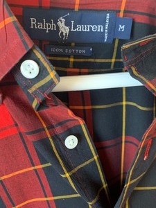 lot 369 image: Mens Ralph Lauren Button Up Shirt, Size Medium